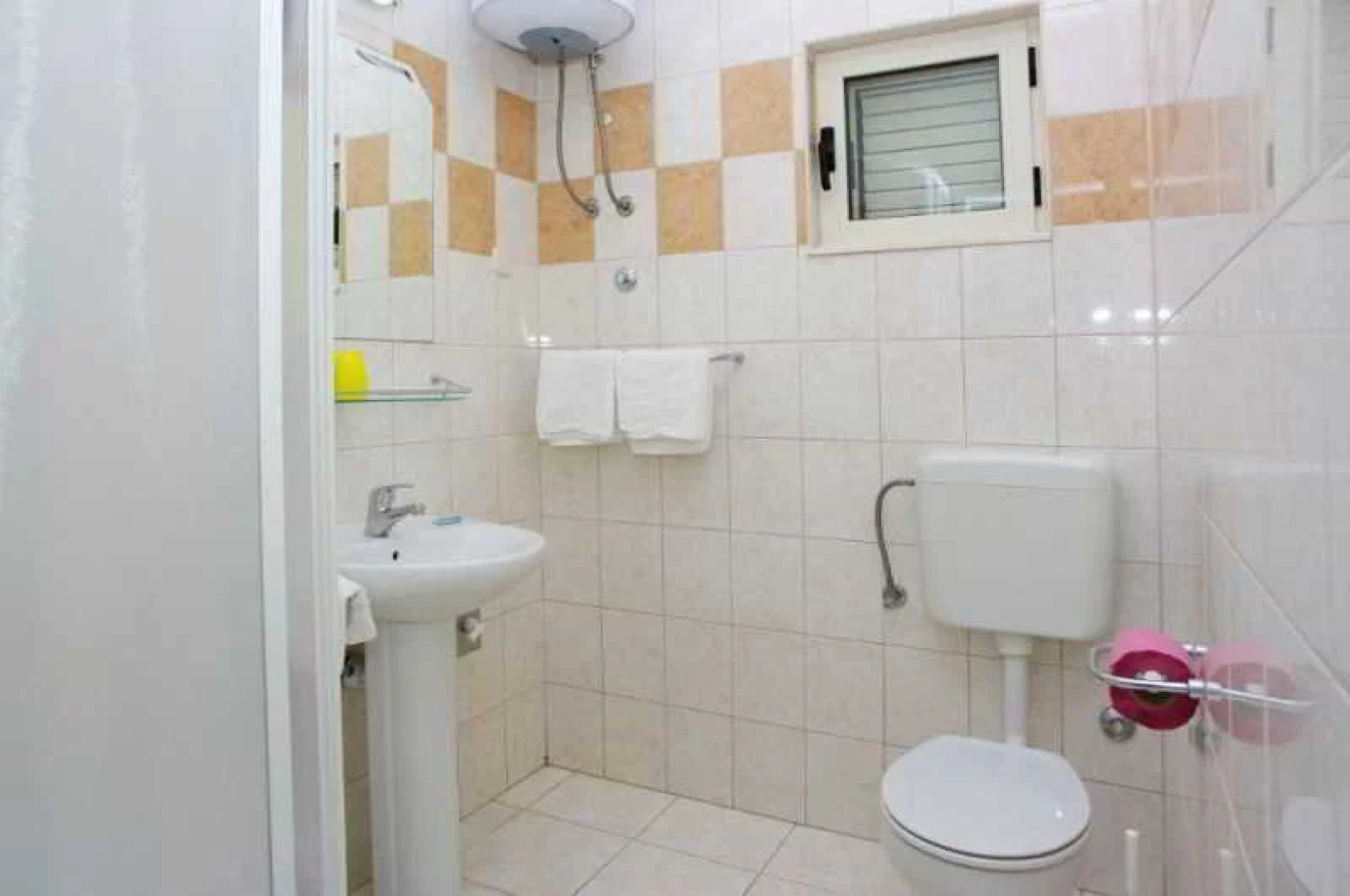 Villa Lara Apartments