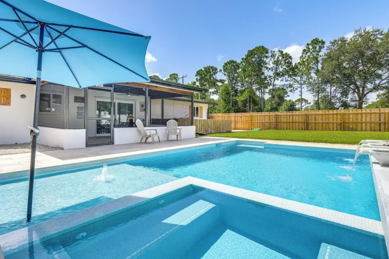 Swim, Game & Bbq: Family Retreat in Stuart