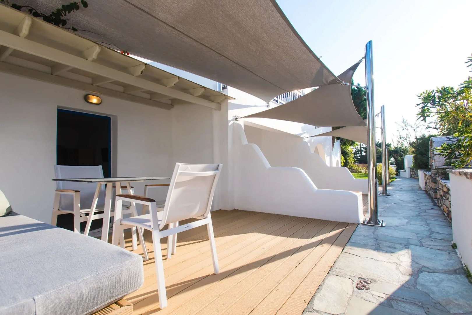 Athina Studios & Suites