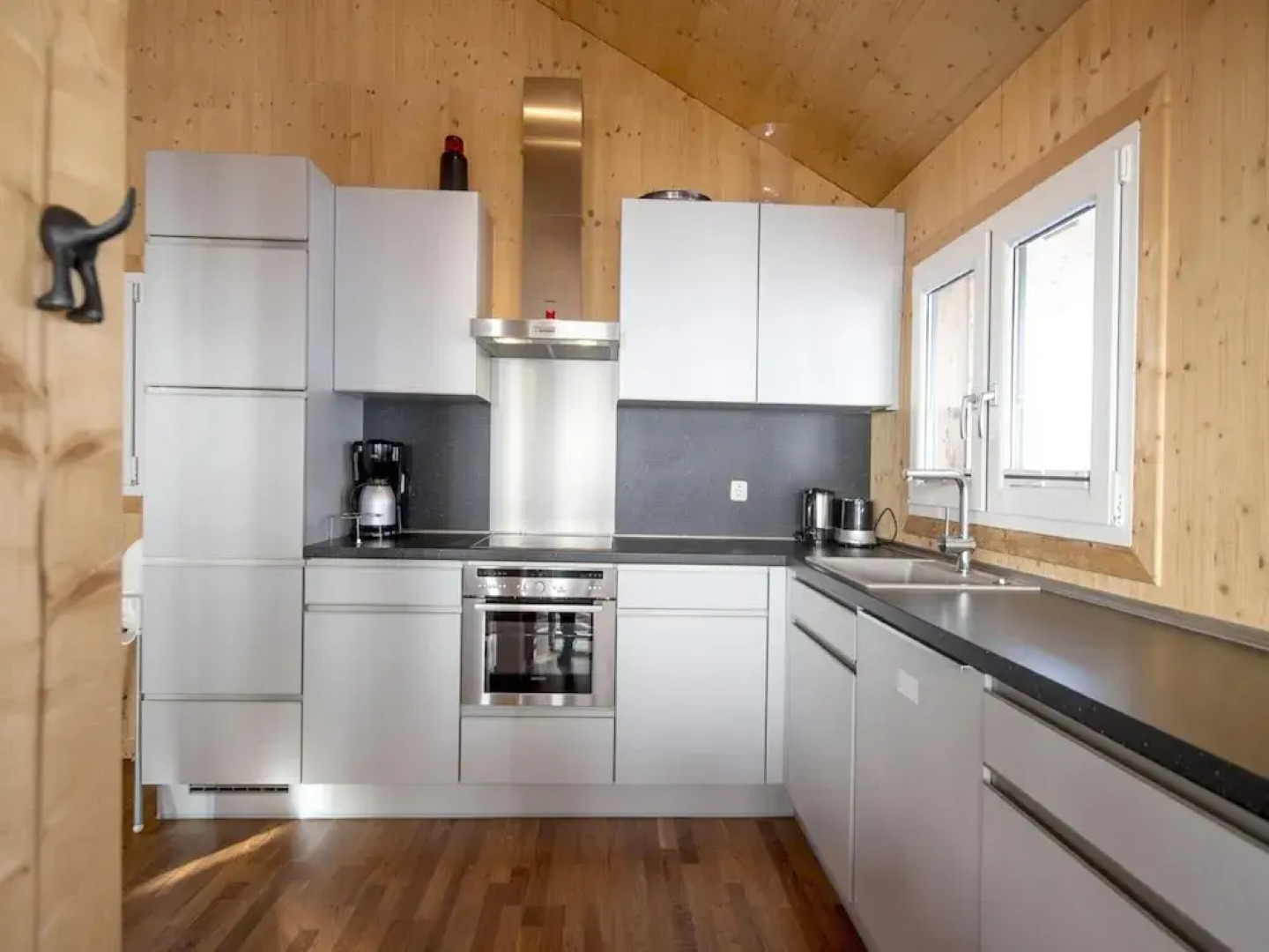 Lovely Chalet in Turracherhöhe with Sauna & Indoor Hot Tub