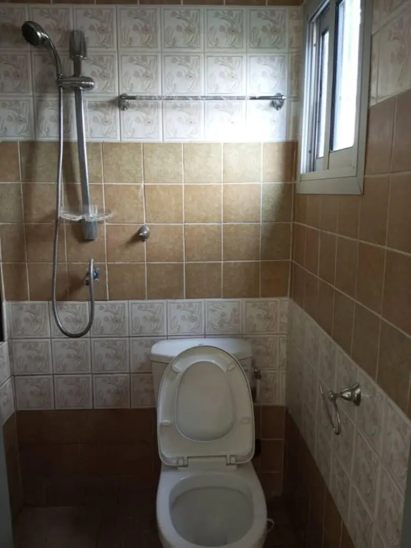 Remarkable 1 Bedroom Flat in Bonaberie Ancienne