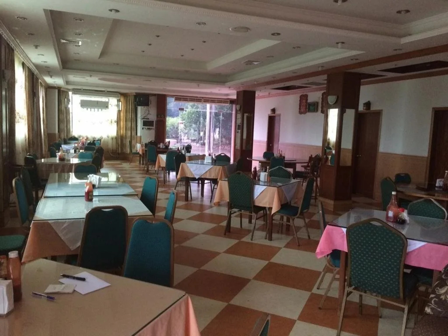 Yim Saan Hotel