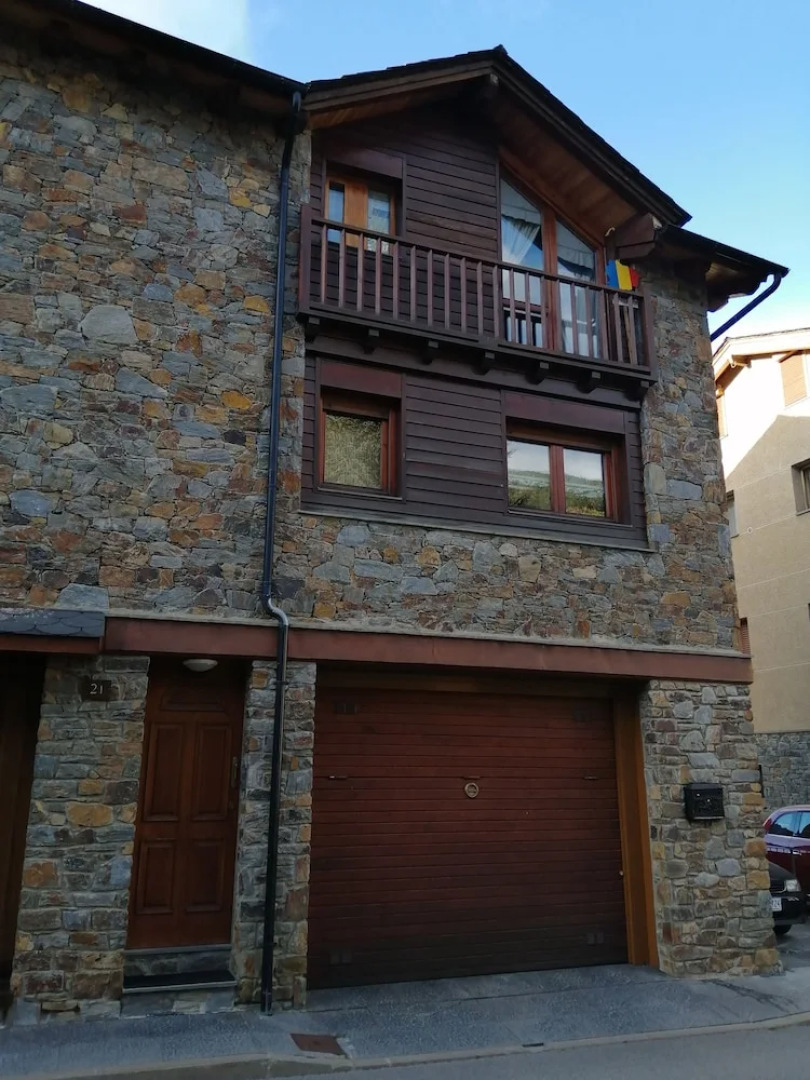 Near Far, Tranquility Vs Comfort