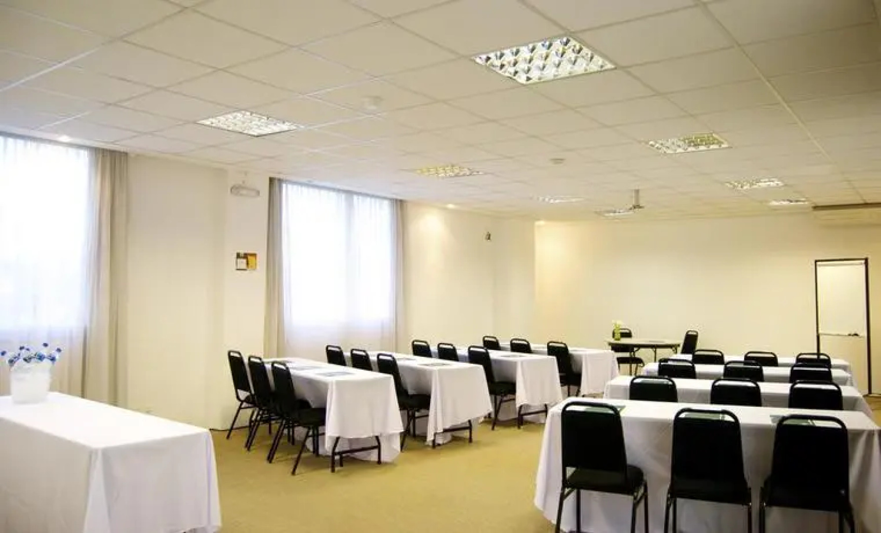 Campus Flat by Vision Vespasiano