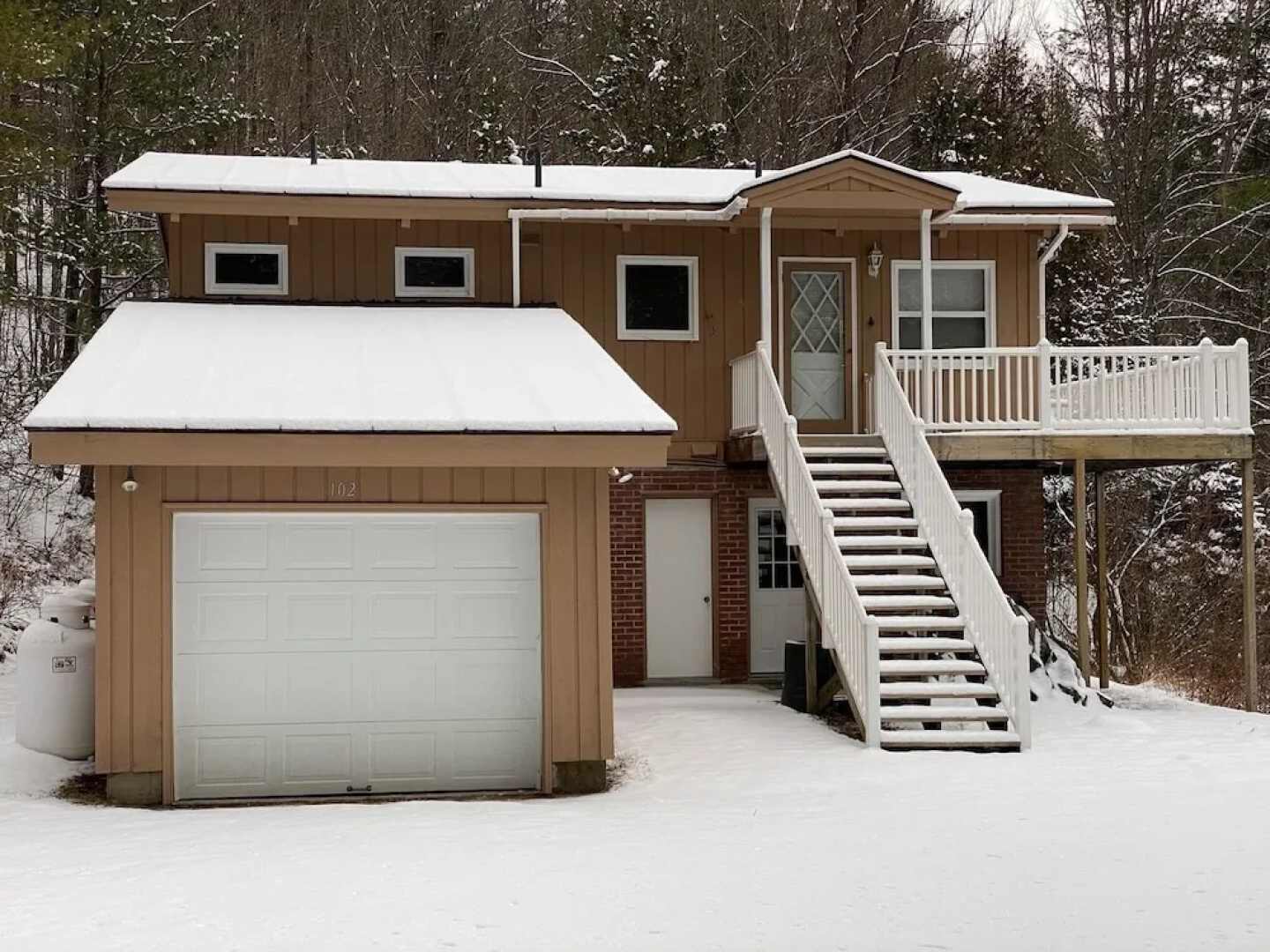 Silver Spring Chalet Brought to you by GetAway Vacations