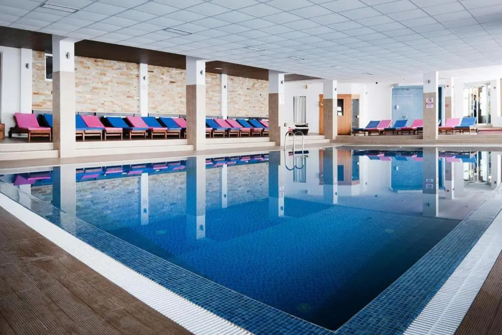 Milmari boutique, S3 lux