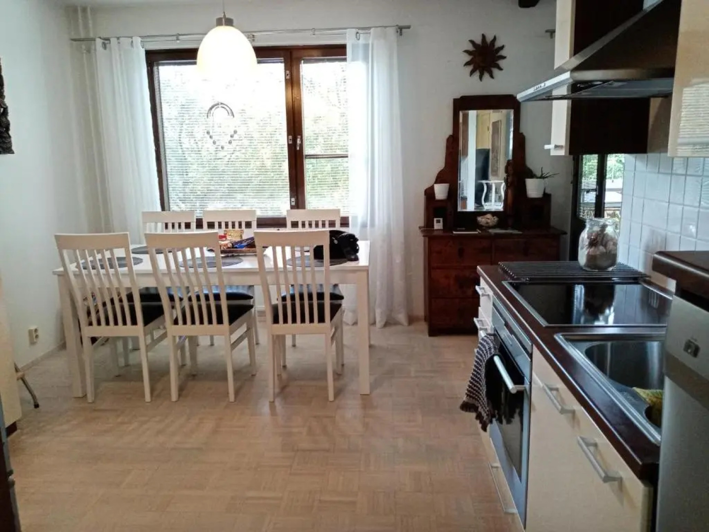 kolmio lähellä keskustaa