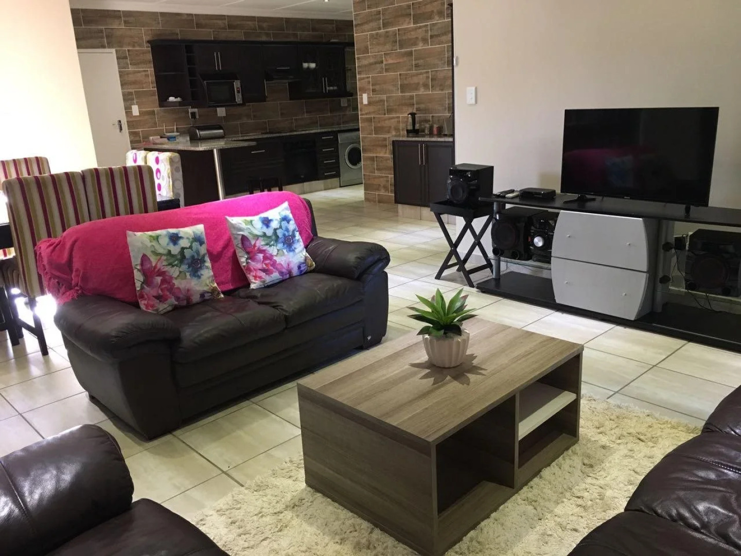 Gecko Inn Guest House