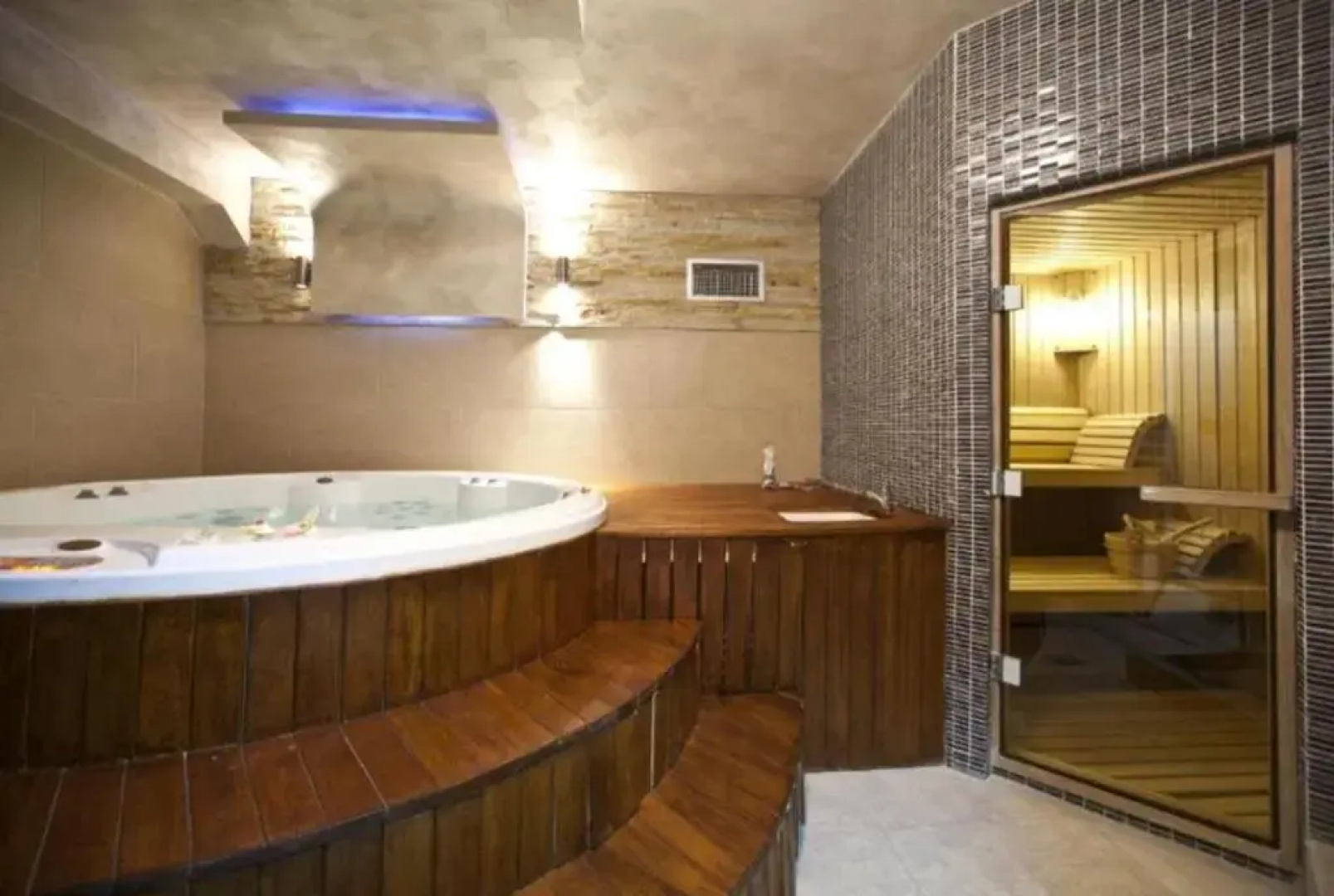 Apart Hotel & spa Zoned II, apartman Lukač