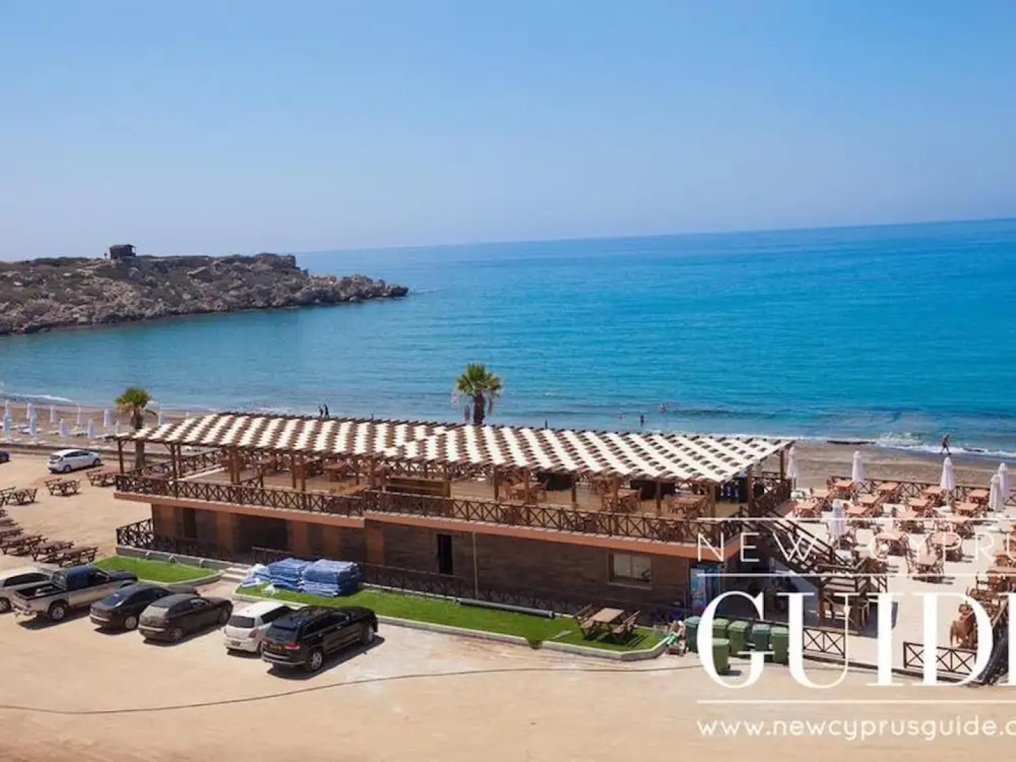 Sea Cliff villa, 4 beds, sleeps 2- 7, Free Wifi, Heated Pool option.