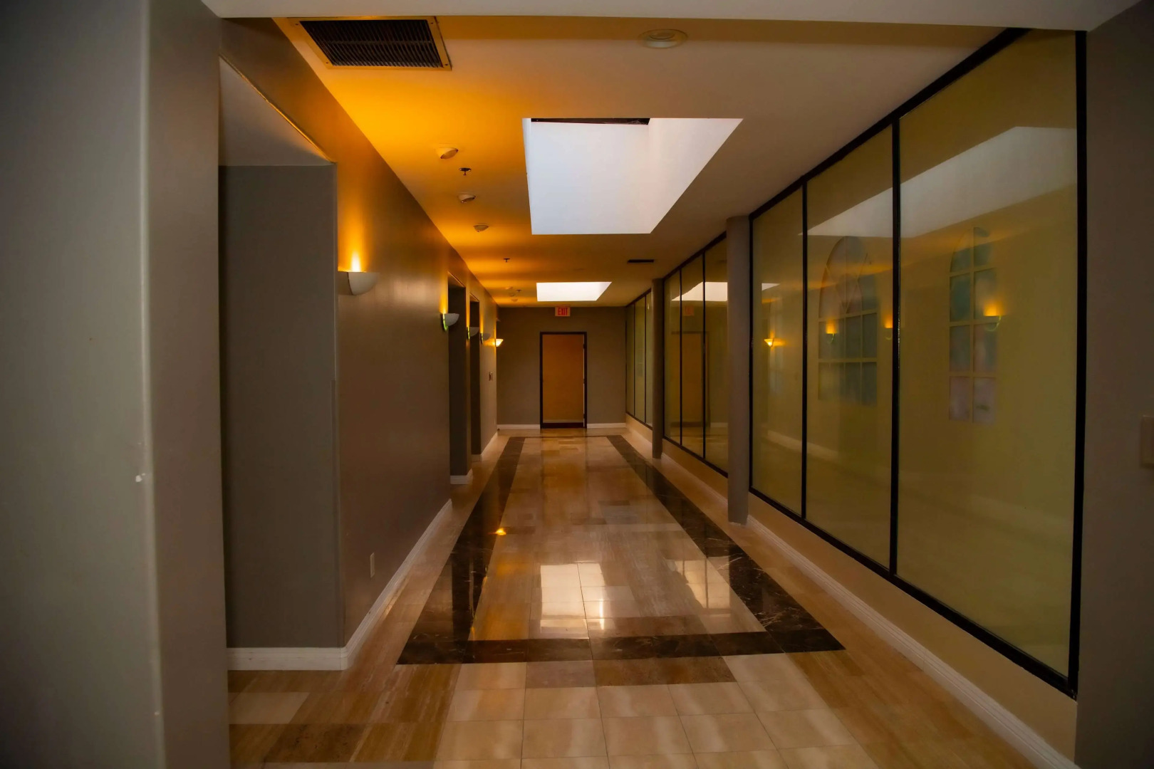 Ramada Plaza by Wyndham Garden Grove/Anaheim South