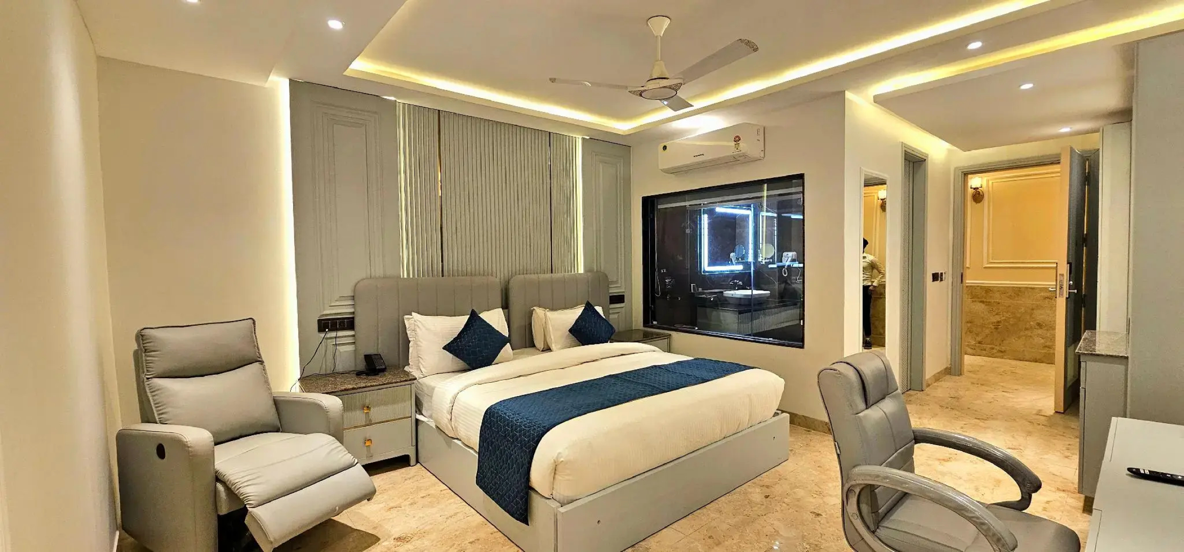 Hotel Mansarover Paradise