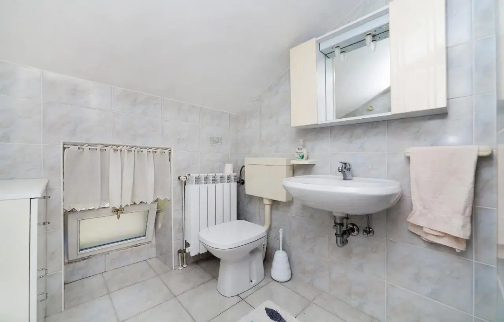 Apartments & Rooms Nada