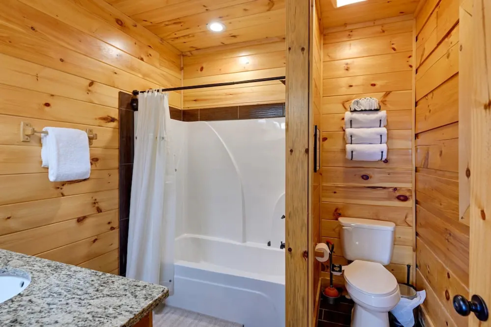 Bryson City Getaway: Private Hot Tub & Scenic View