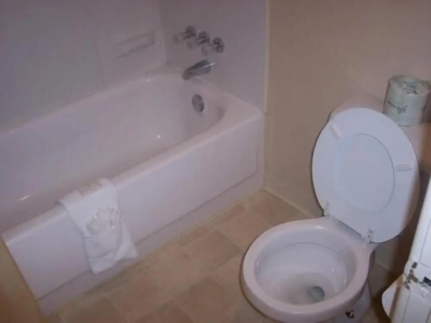 Red Carpet Inn Terre Haute