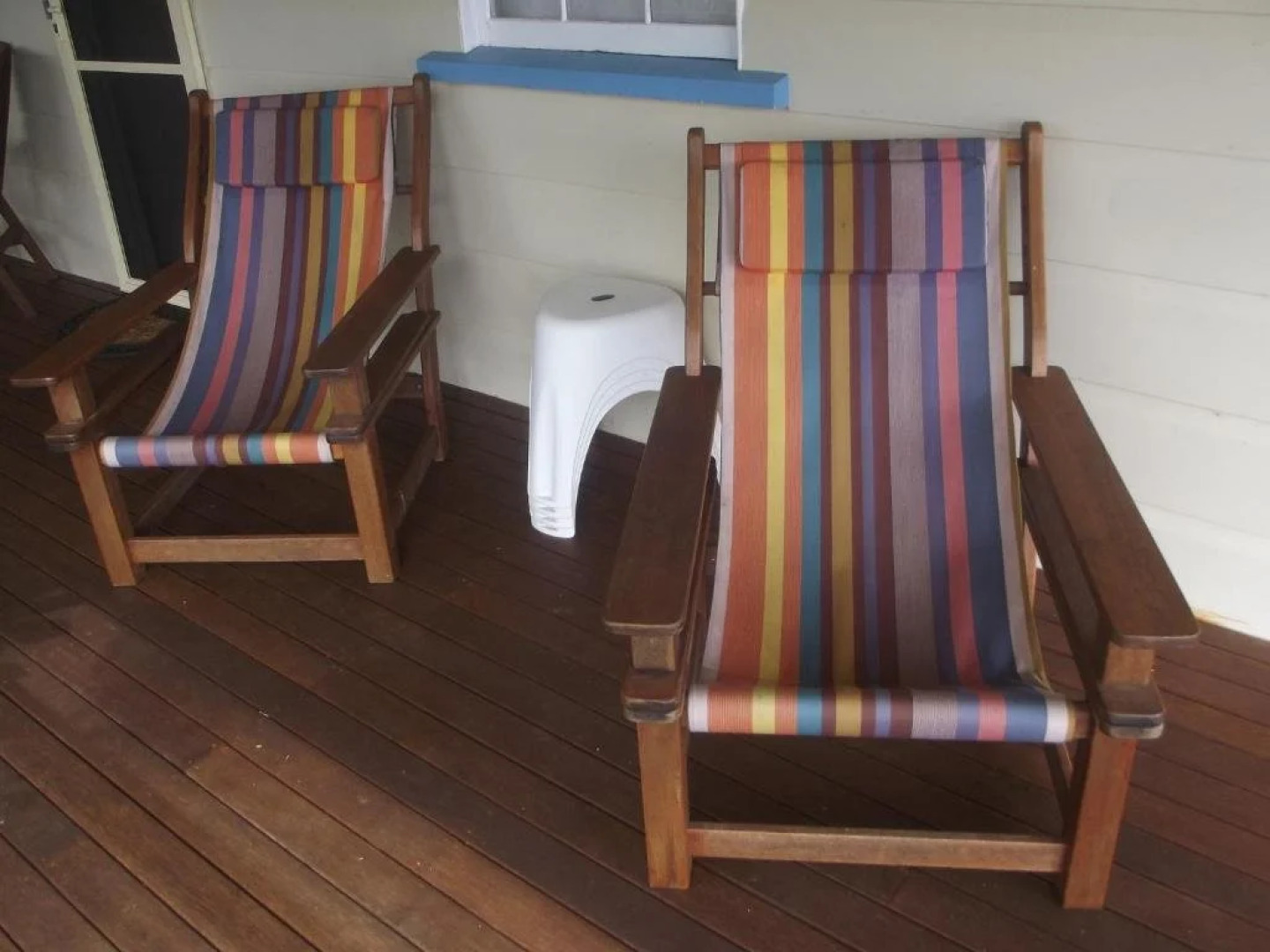 Montville Holiday House