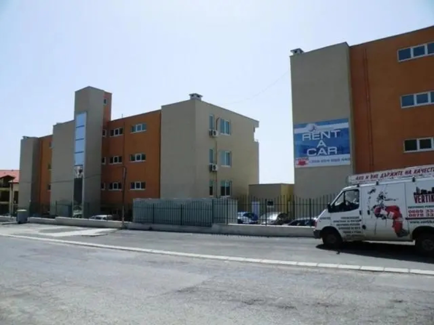 Coral Beach Apartment