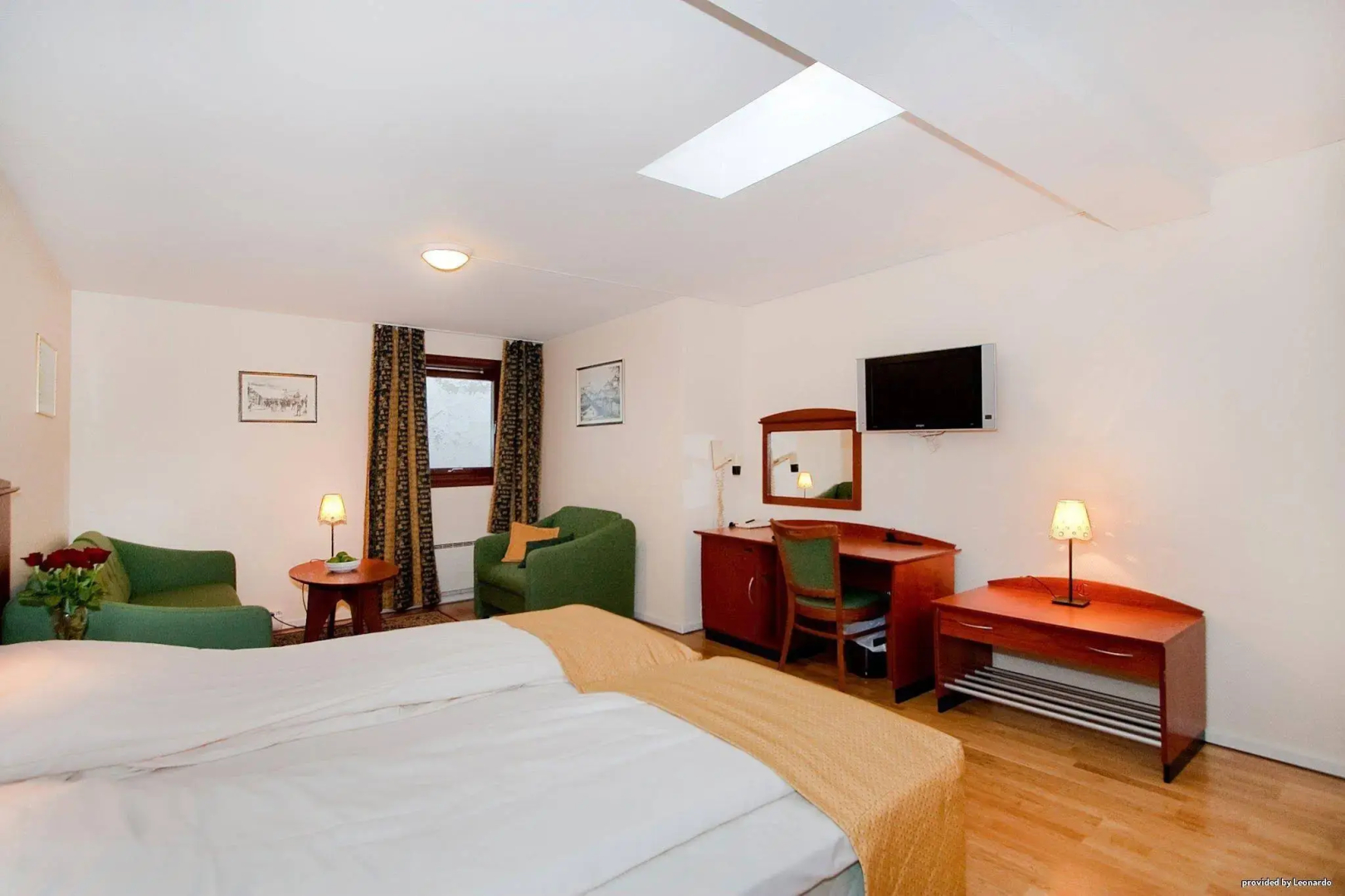 Chesterfield Hotel