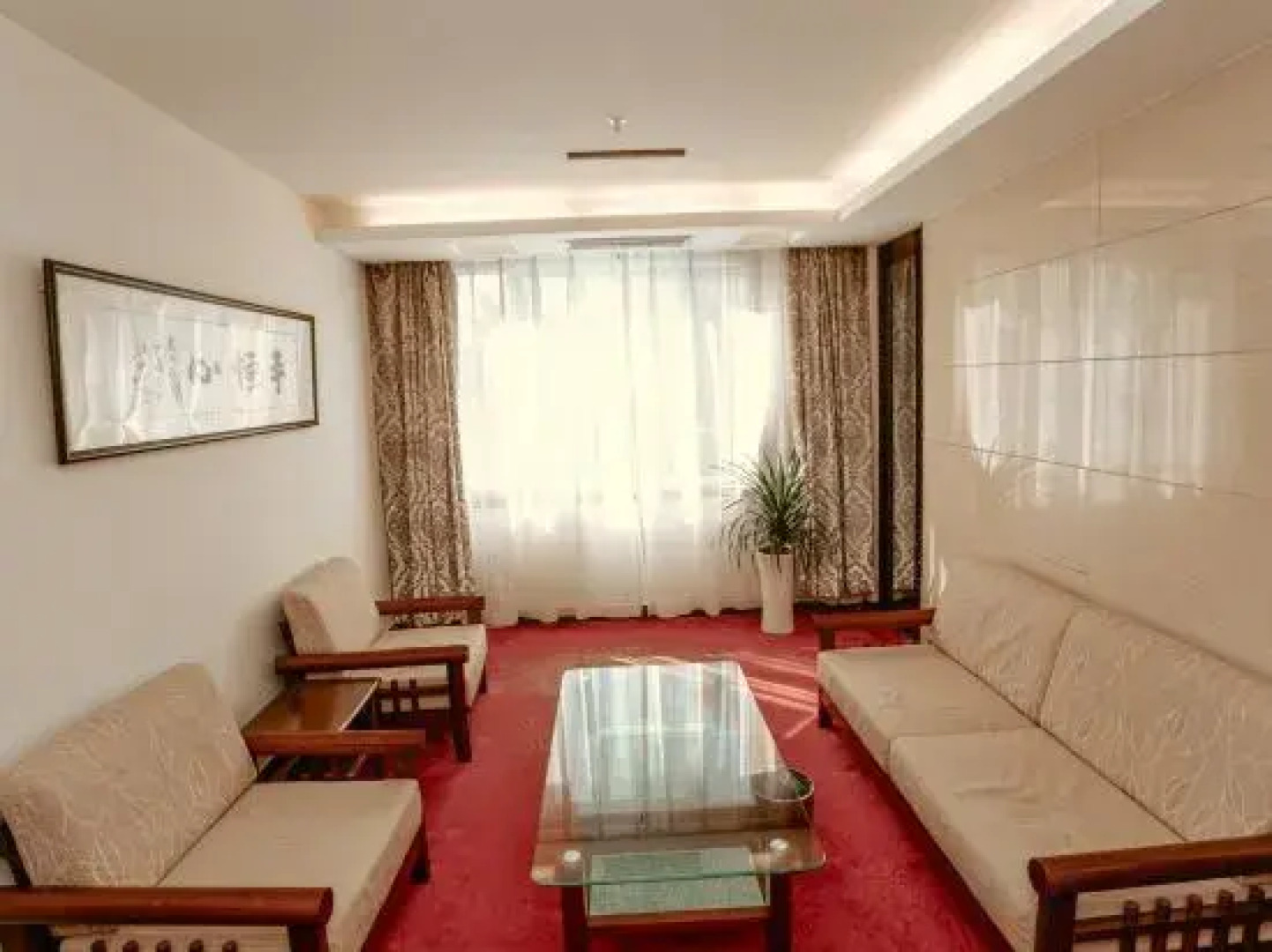 Jixi Longchuan Hotel