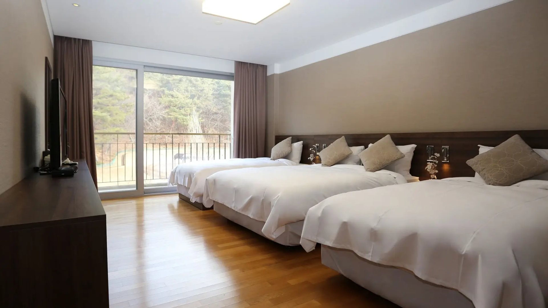 The Suites Hotel Namwon