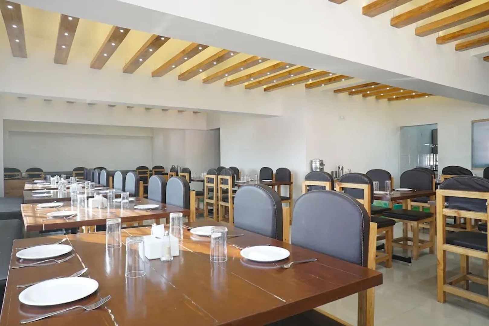 OYO 24432 Yash Residency