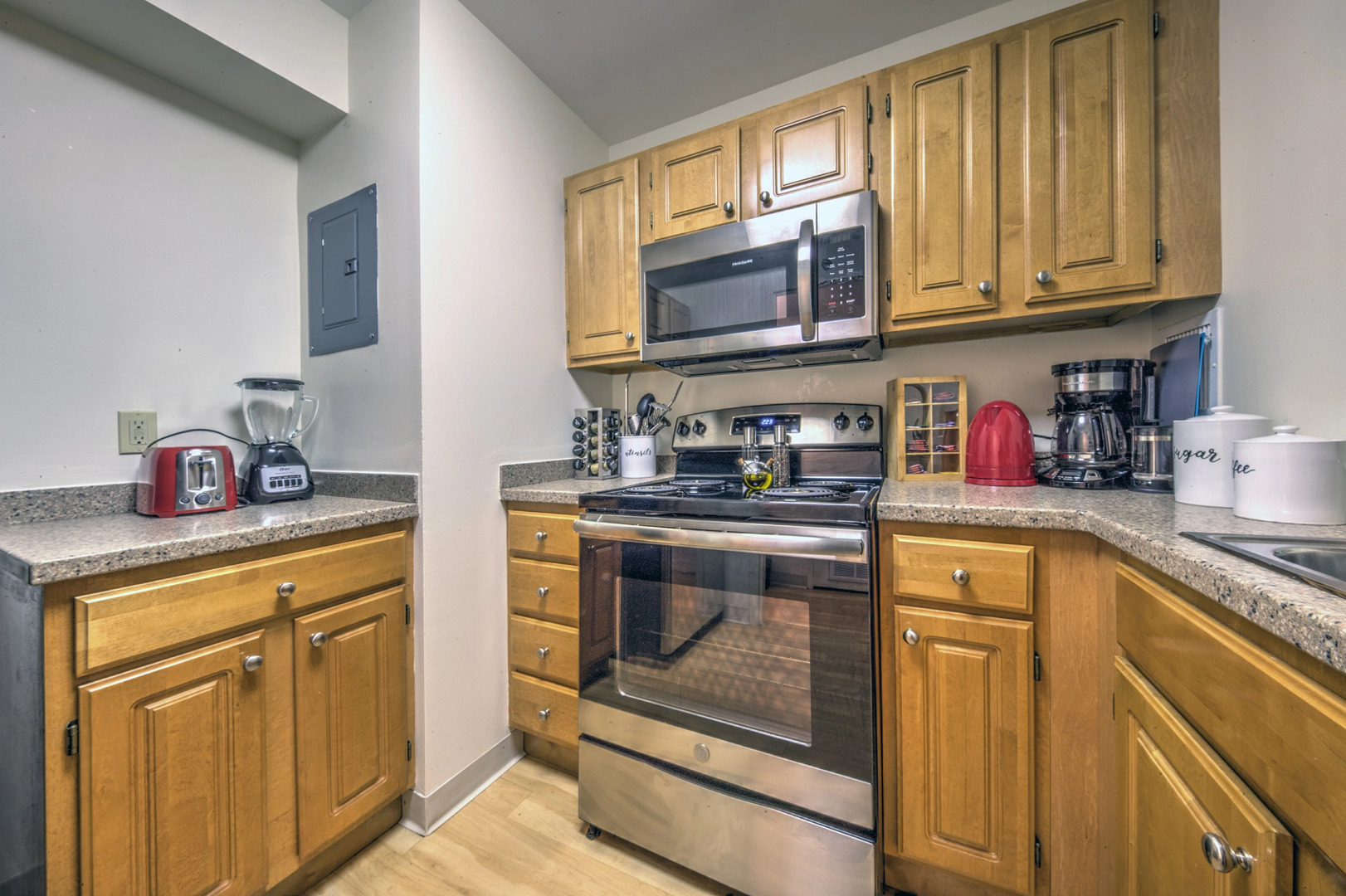 Gorgeous Apt With Dedicated Flex-cation Office Space!