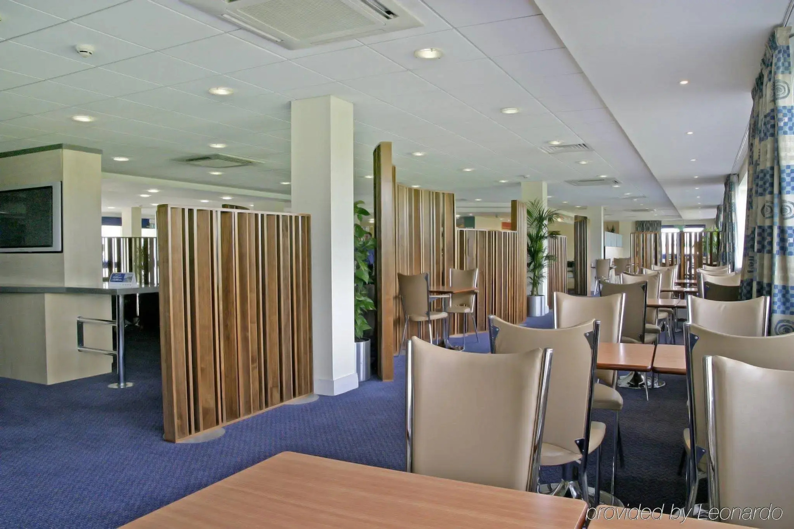Holiday Inn Express Cardiff Airport by IHG