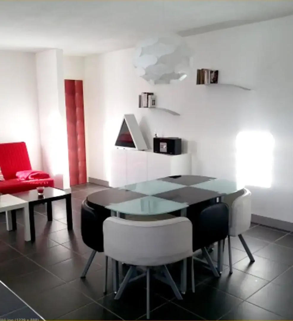 Apartment With 2 Bedrooms in Luzenac - 8 km From the Slopes
