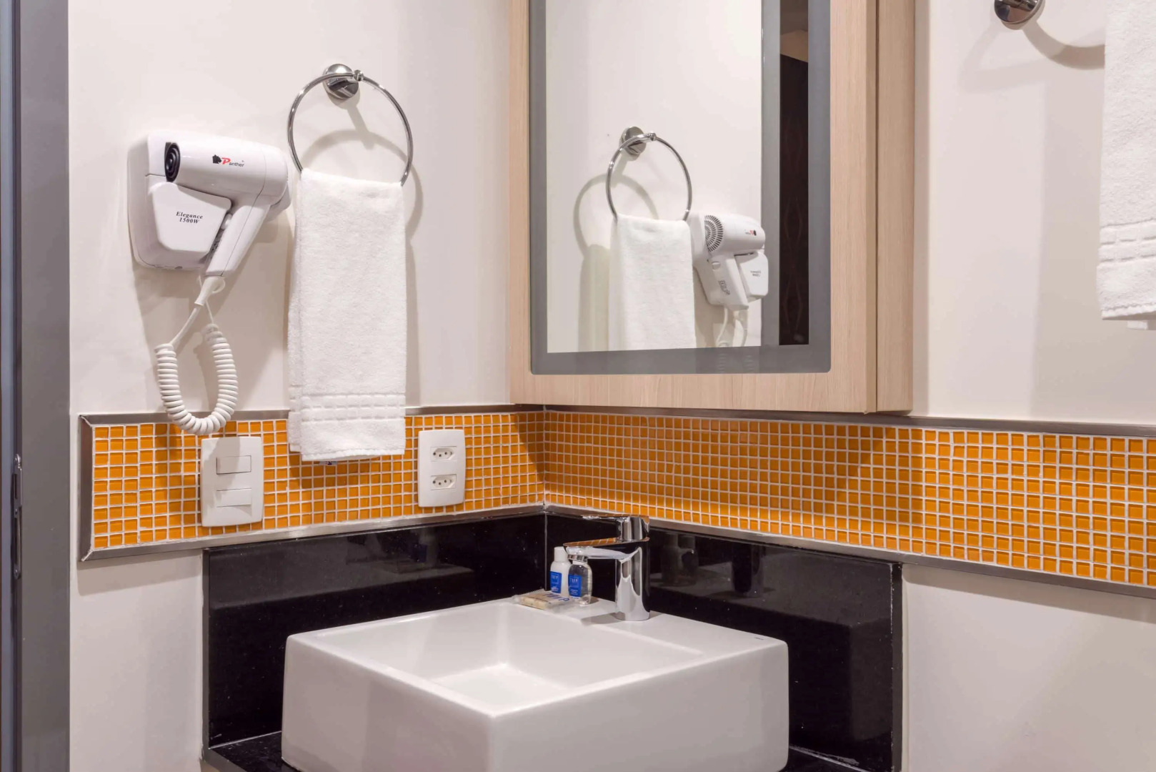 TRYP by Wyndham São Paulo Guarulhos Airport (Transit Hotel)