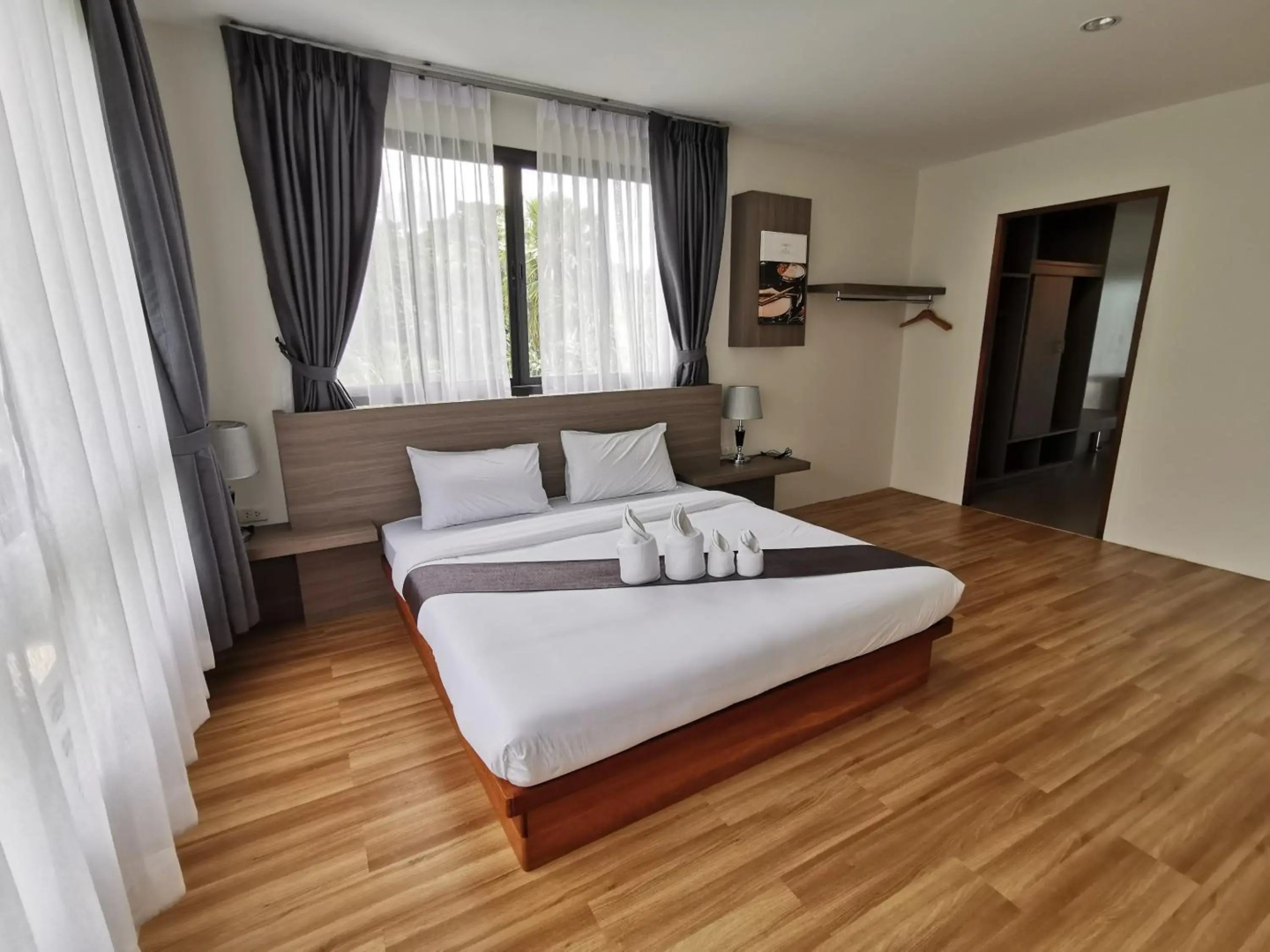 Nana Beach Hotel