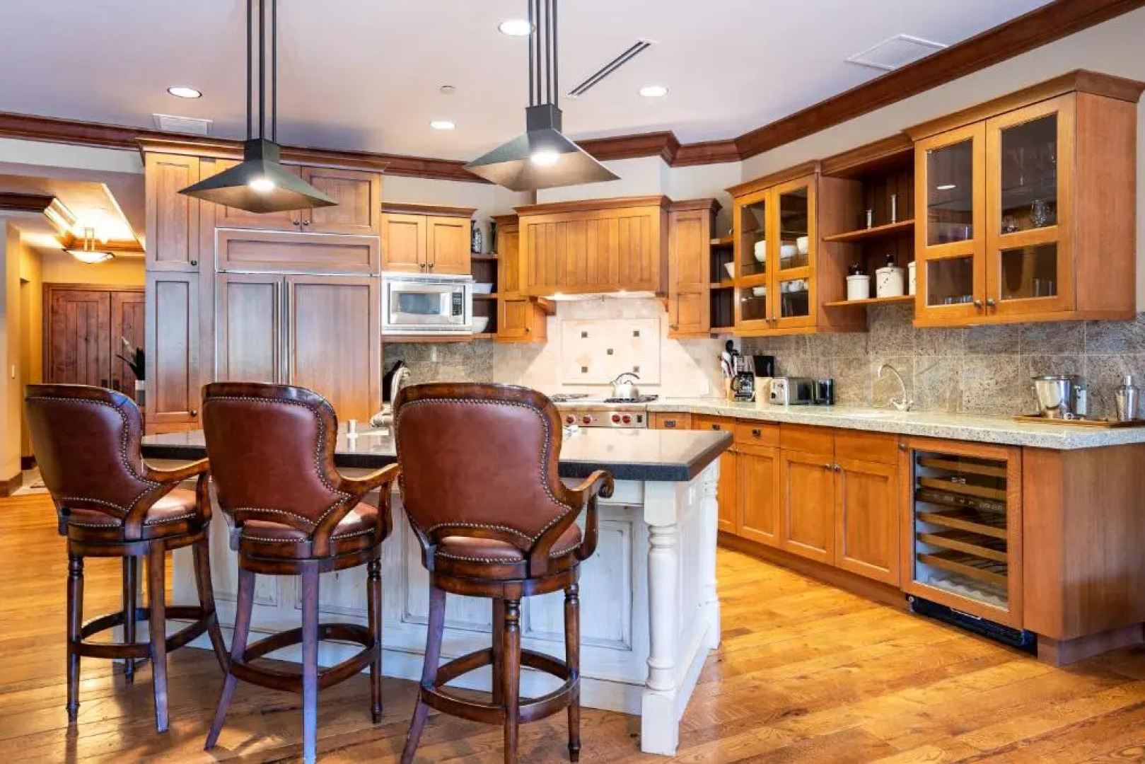 Reduce Rates w/ Skating Rink View in Northstar Village! Great Bear 404