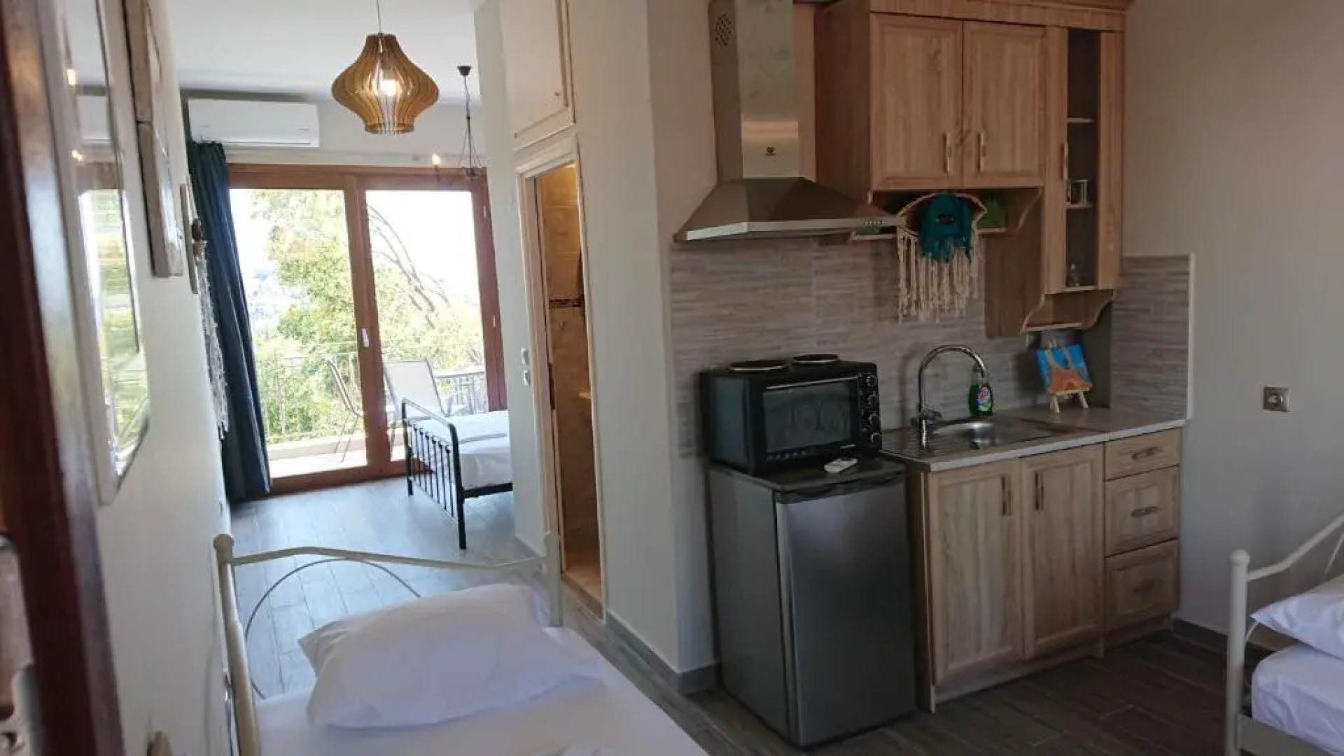 Stone house with seaview