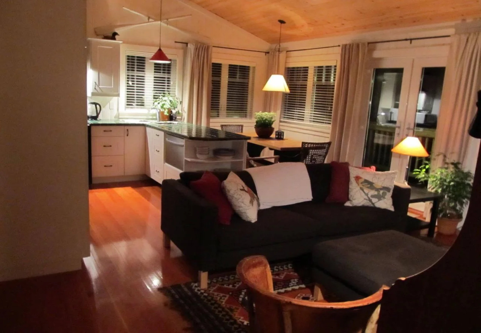 Stillwater Beach House Bed & Breakfast