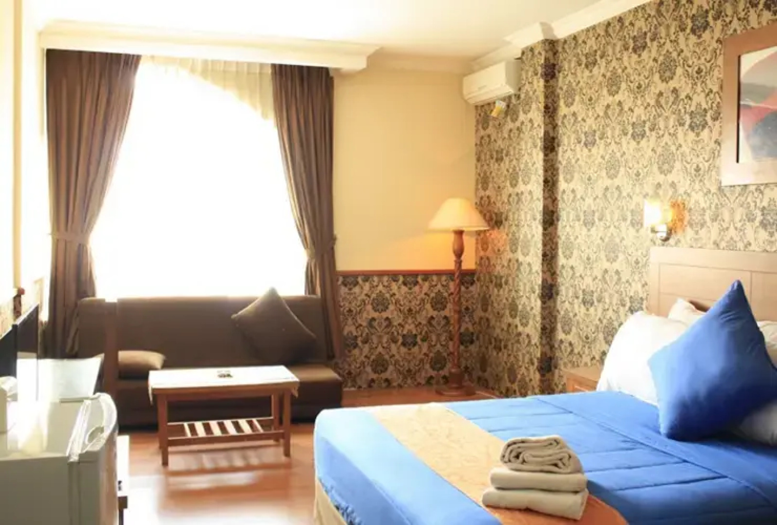 Iscalton Courteous (Formerly Puri Iska Sukabumi)