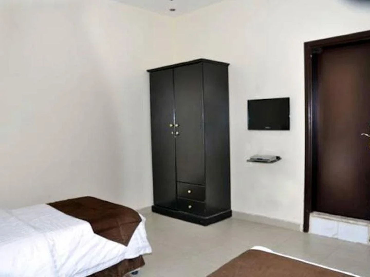 Tanawol Suites