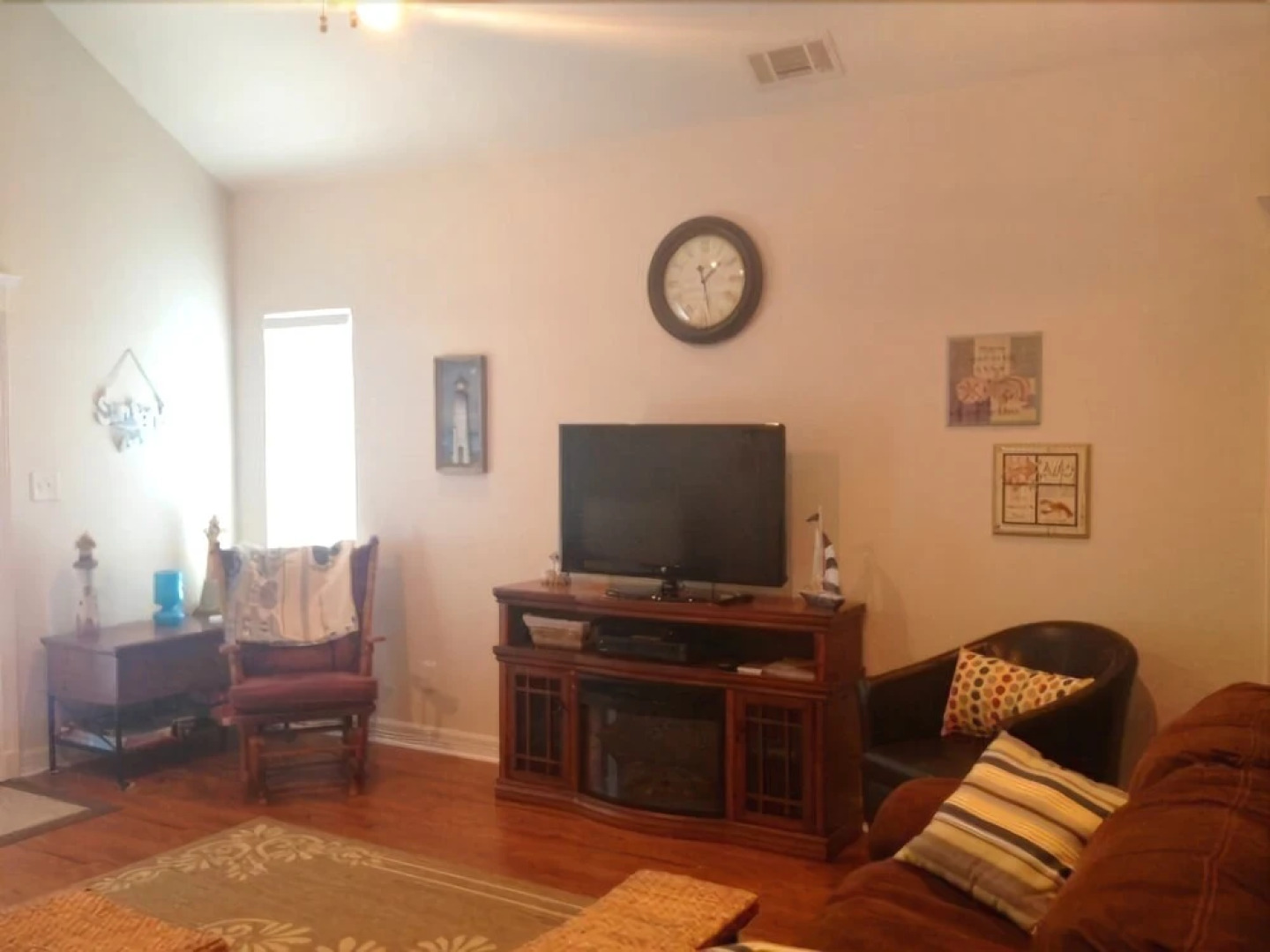 Flower Pot 3 Bedroom Home