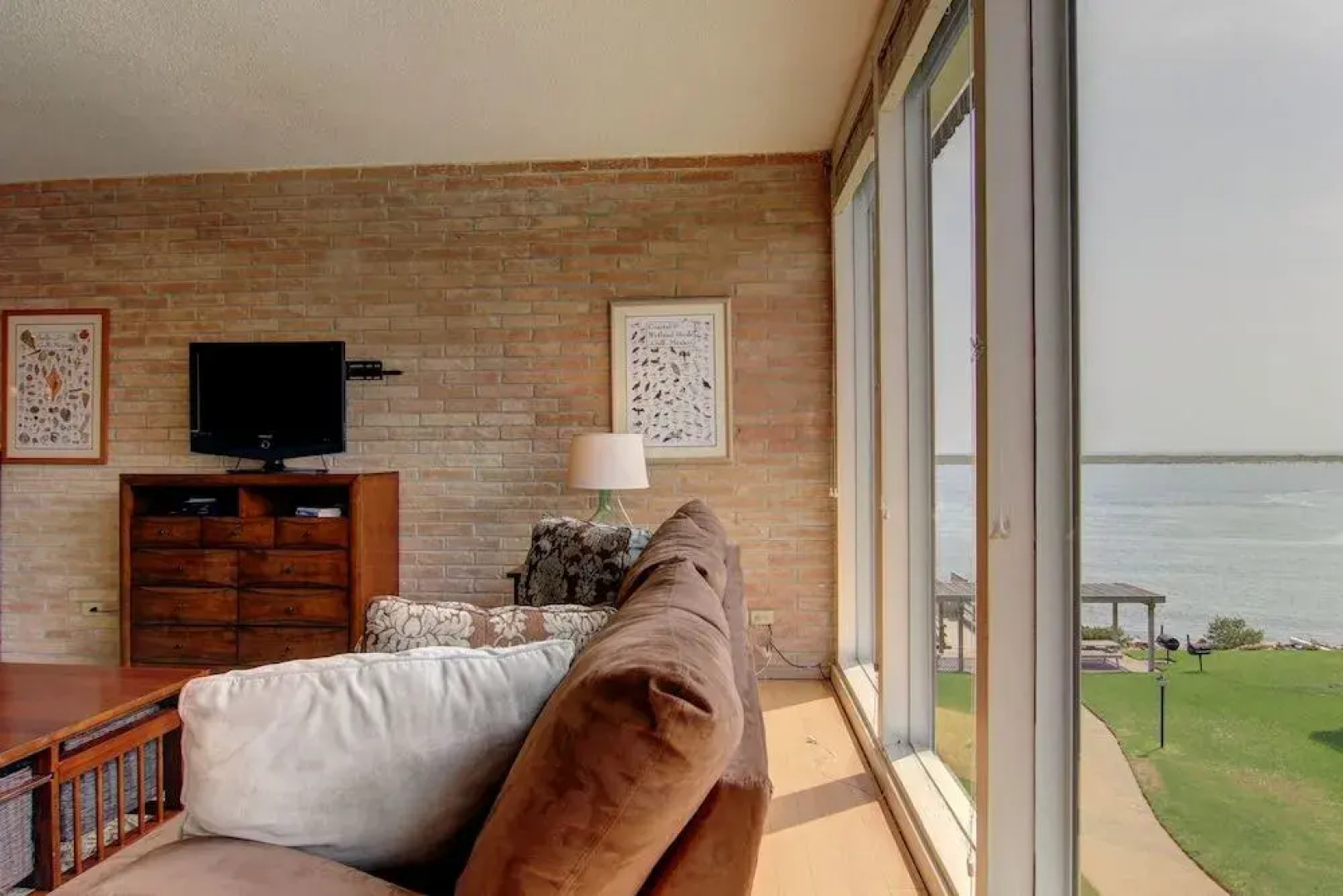 Channelview 213 2 Bedrooms 2 Bathrooms Condo