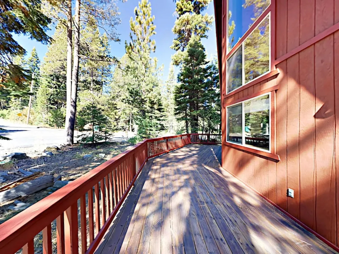 892 Evergreen Way Home 4 Bedrooms 2.5 Bathrooms Home