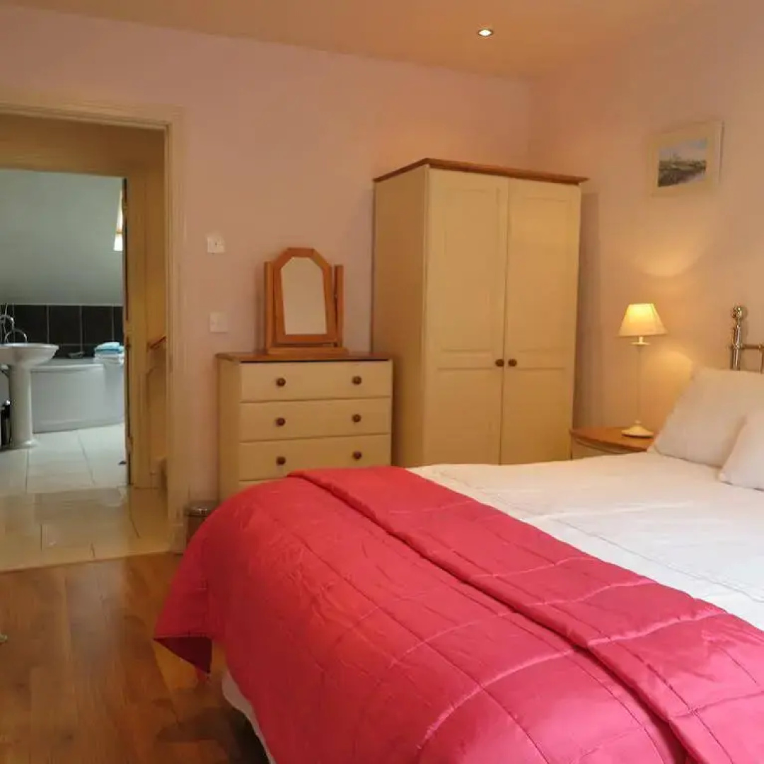 Meadow View Apartment