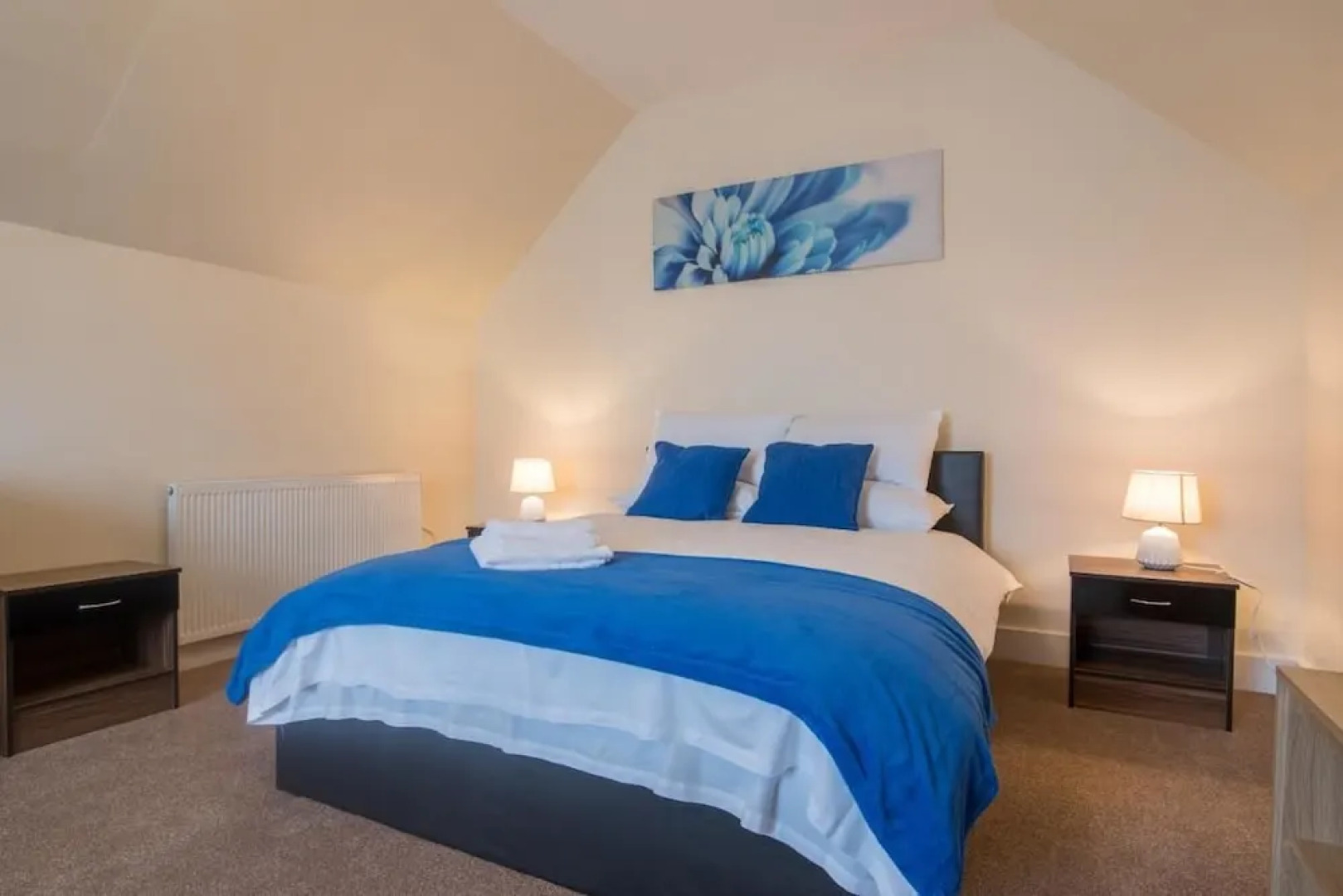 2 bedroom serviced & equipped house