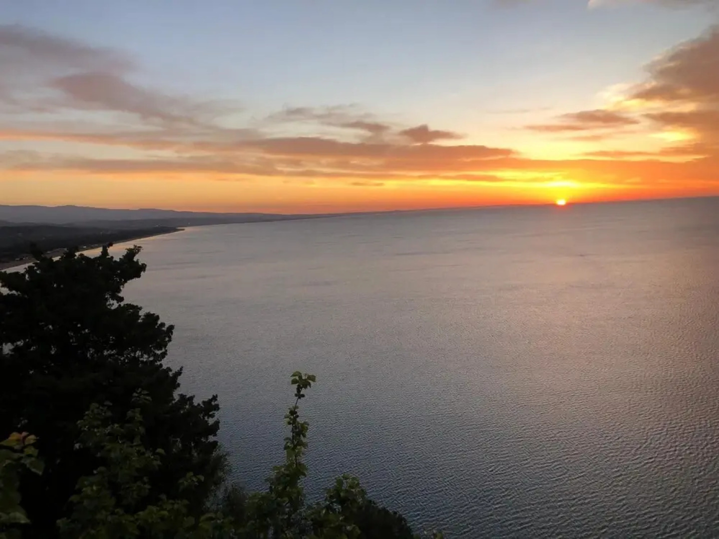 Luna Convento Resort