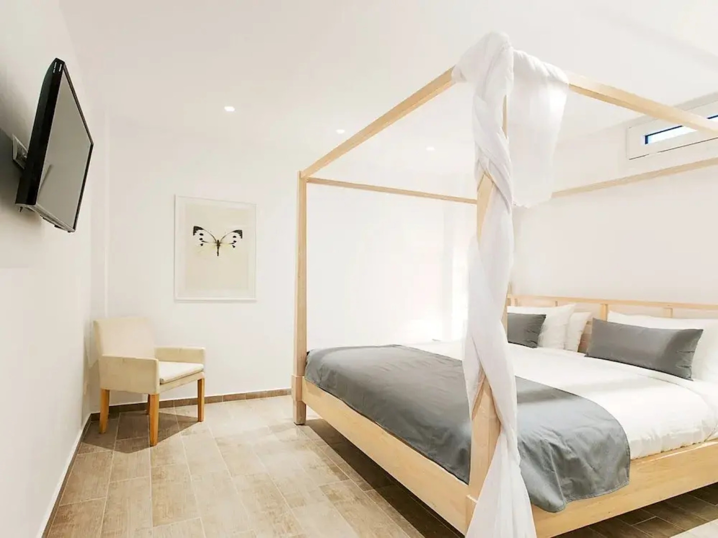 Beautiful Luxe Villa in Private Olive Grove, sea and Mountain View, Close to sea