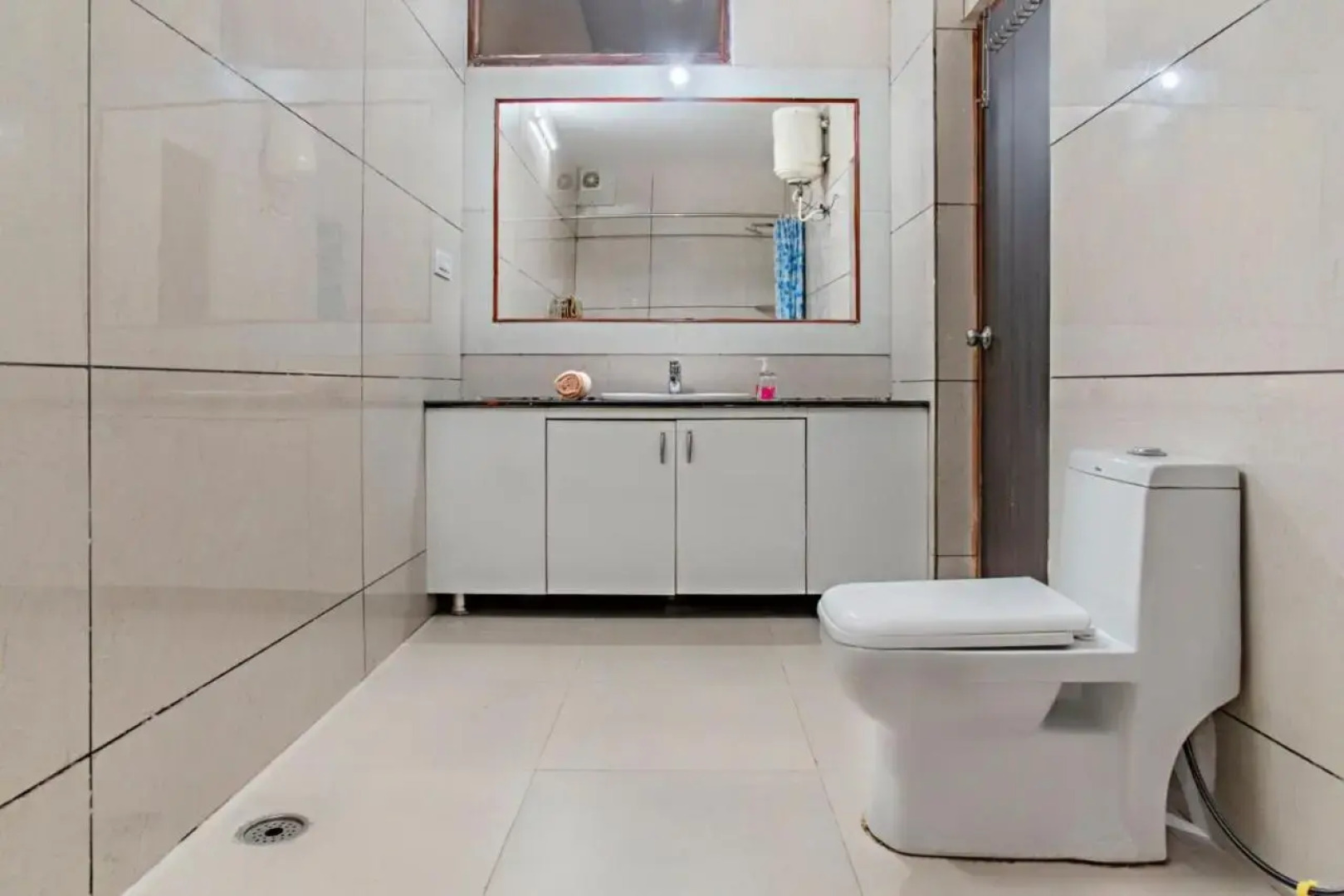 5 BHK by Bryll Homes