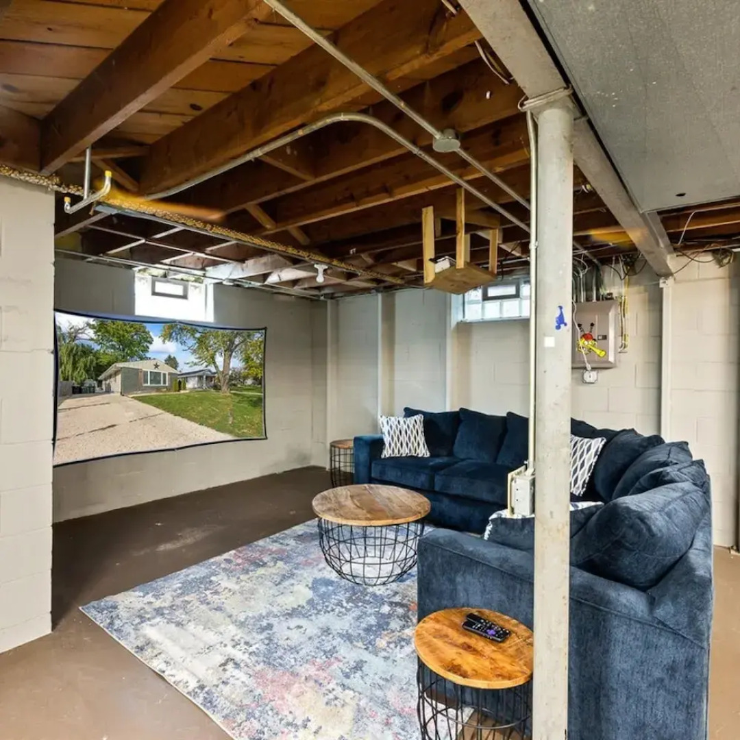 Brew City Game Room Fenced Yard Sleeps 13