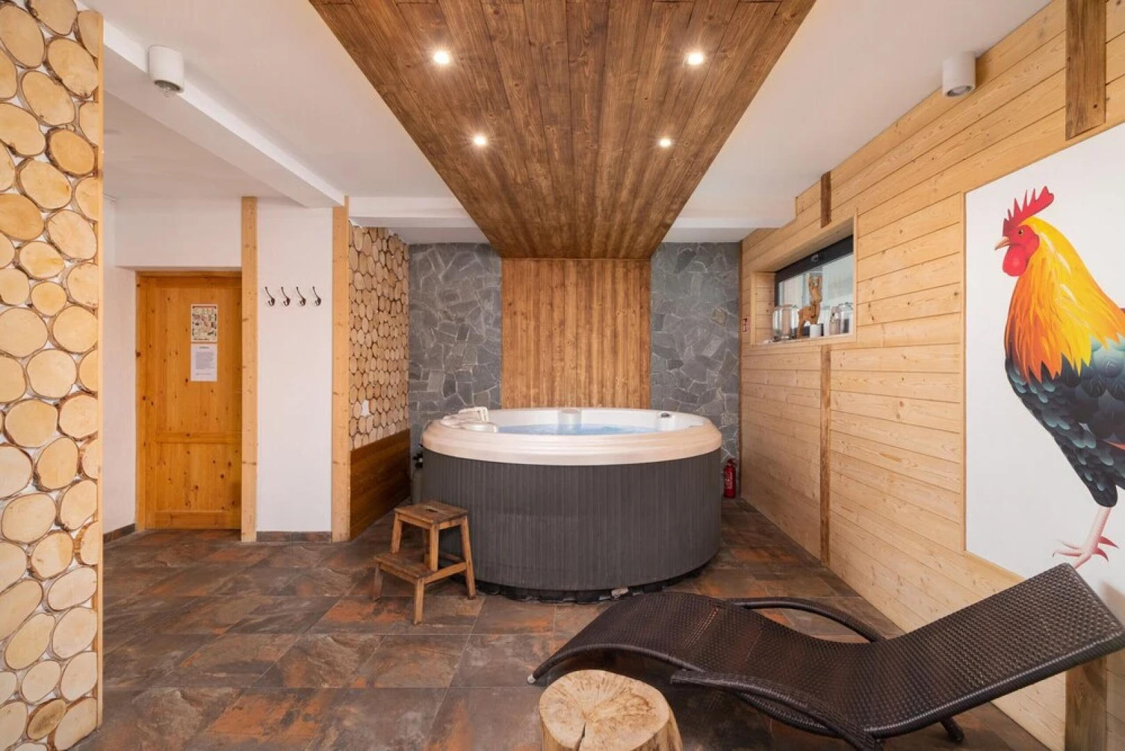 Prestige Golden View Wellness Apartments