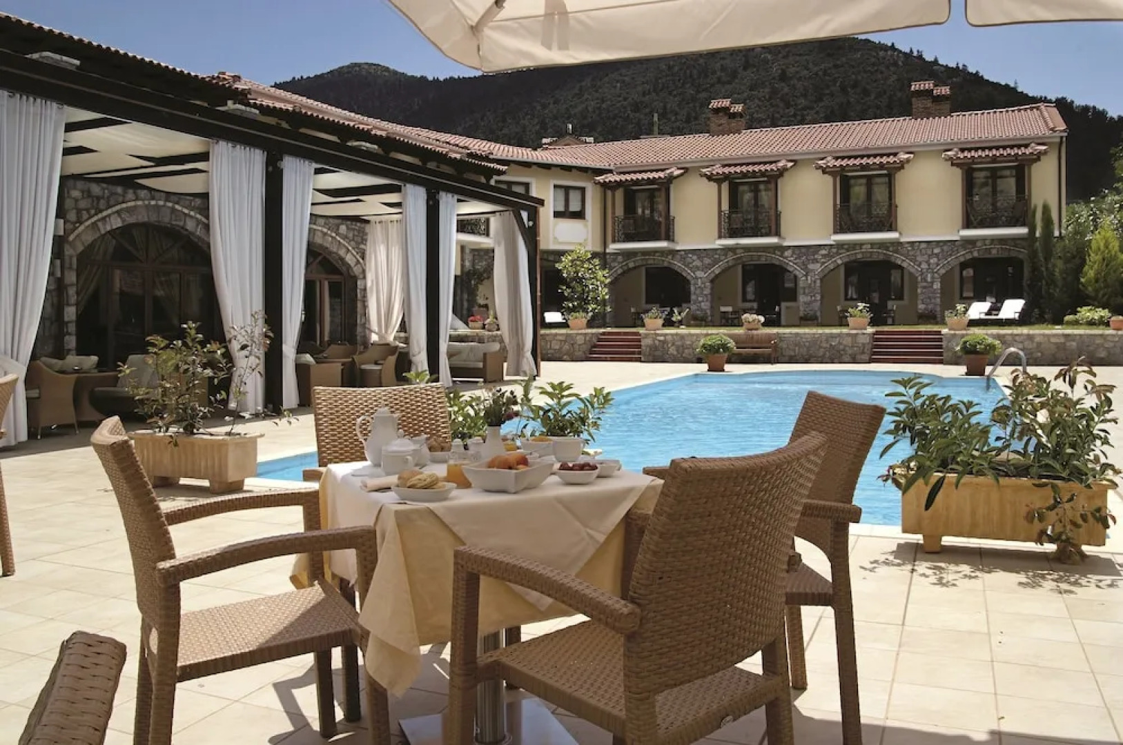 Archontiko Kaltezioti