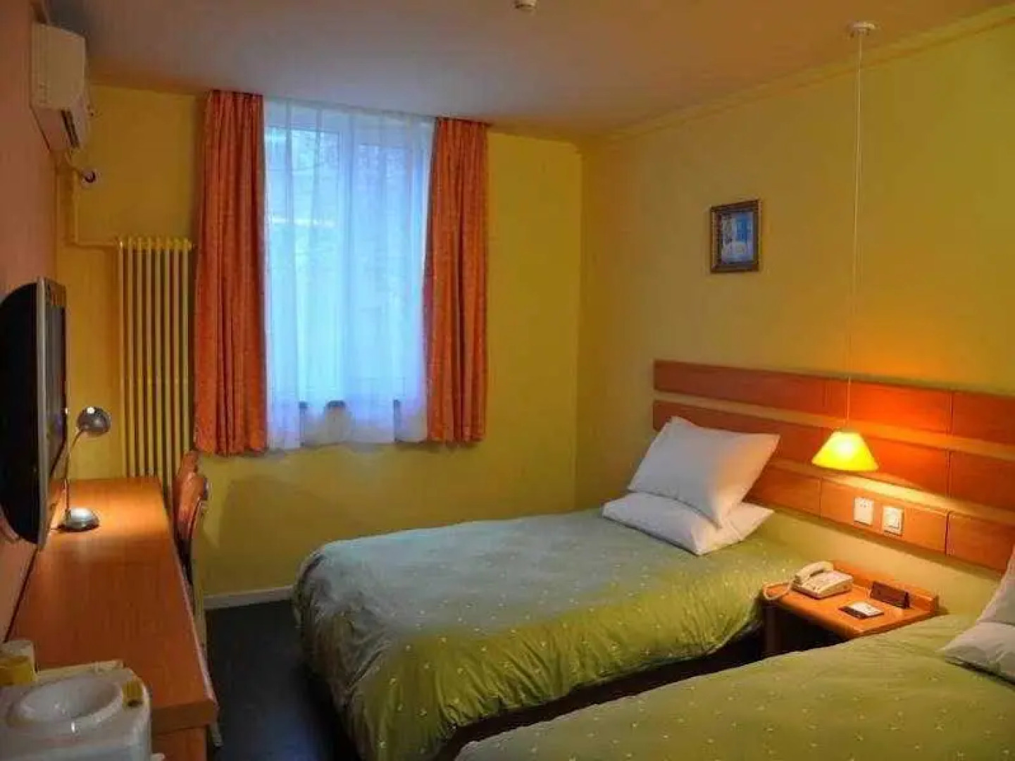 Home Inn Yanshaxinyuanli