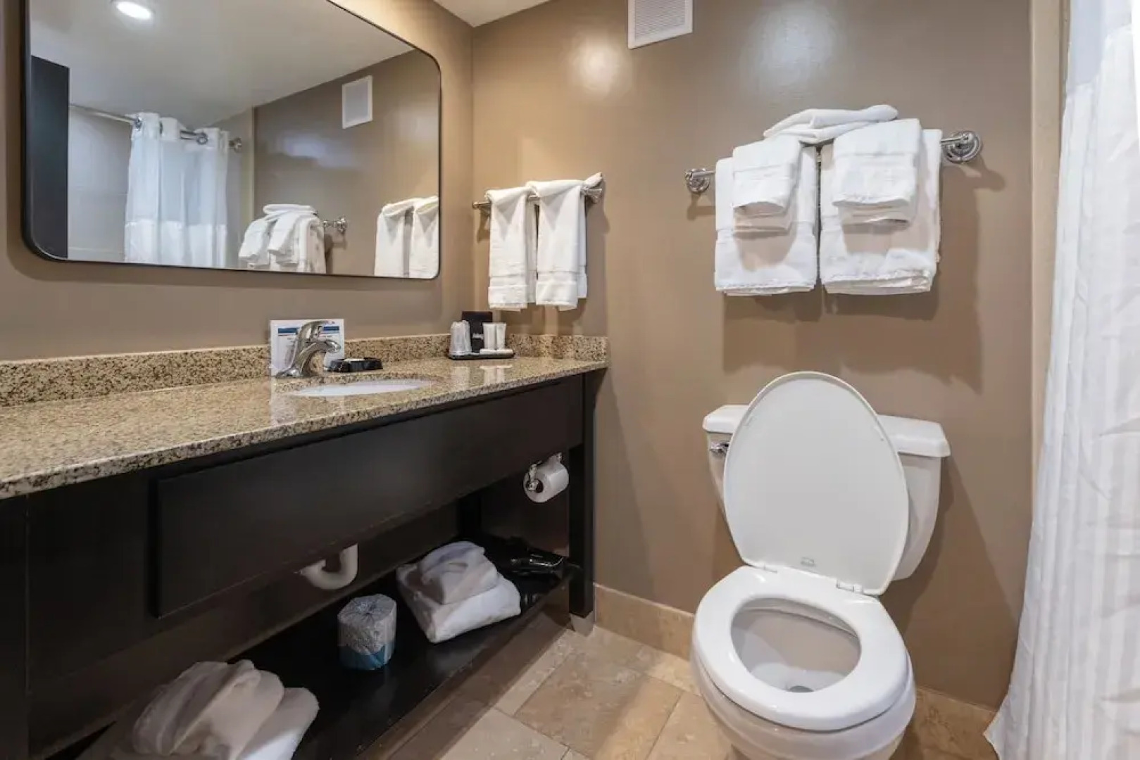 The Boulevard Inn & Bistro