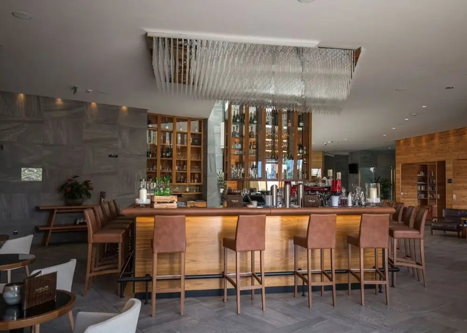 NIDUM - Casual Luxury Hotel