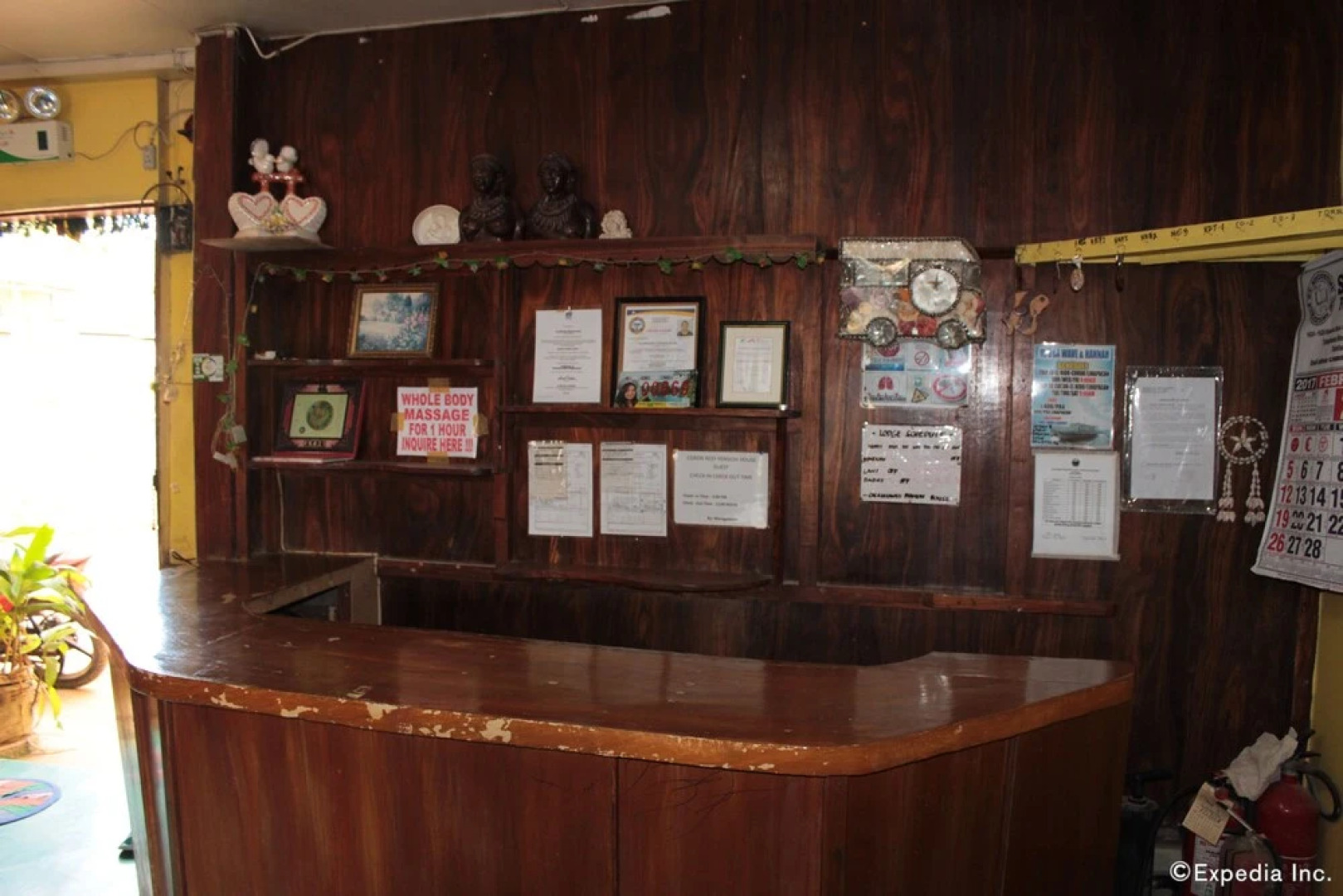 Coron Reef Pension House